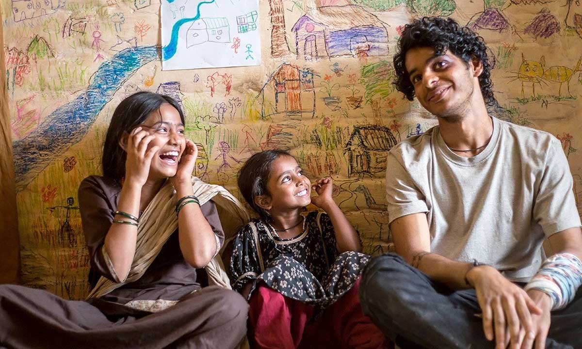 دانلود فیلم Beyond the Clouds 2017 (آن سوی ابرها) دوبله فارسی دانلود فیلم Beyond the Clouds 2017 (آن سوی ابرها) دوبله فارسی